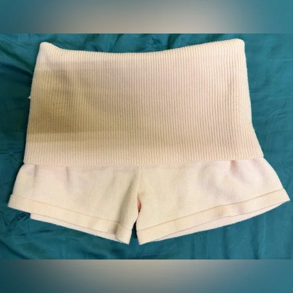 Essentials Women's Soft Pink Ribbed shorts - Picture 2 of 3